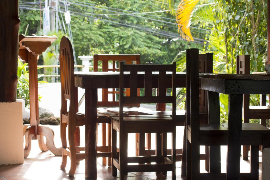 Manuel Antonio Hostel Resort Buitenkant foto