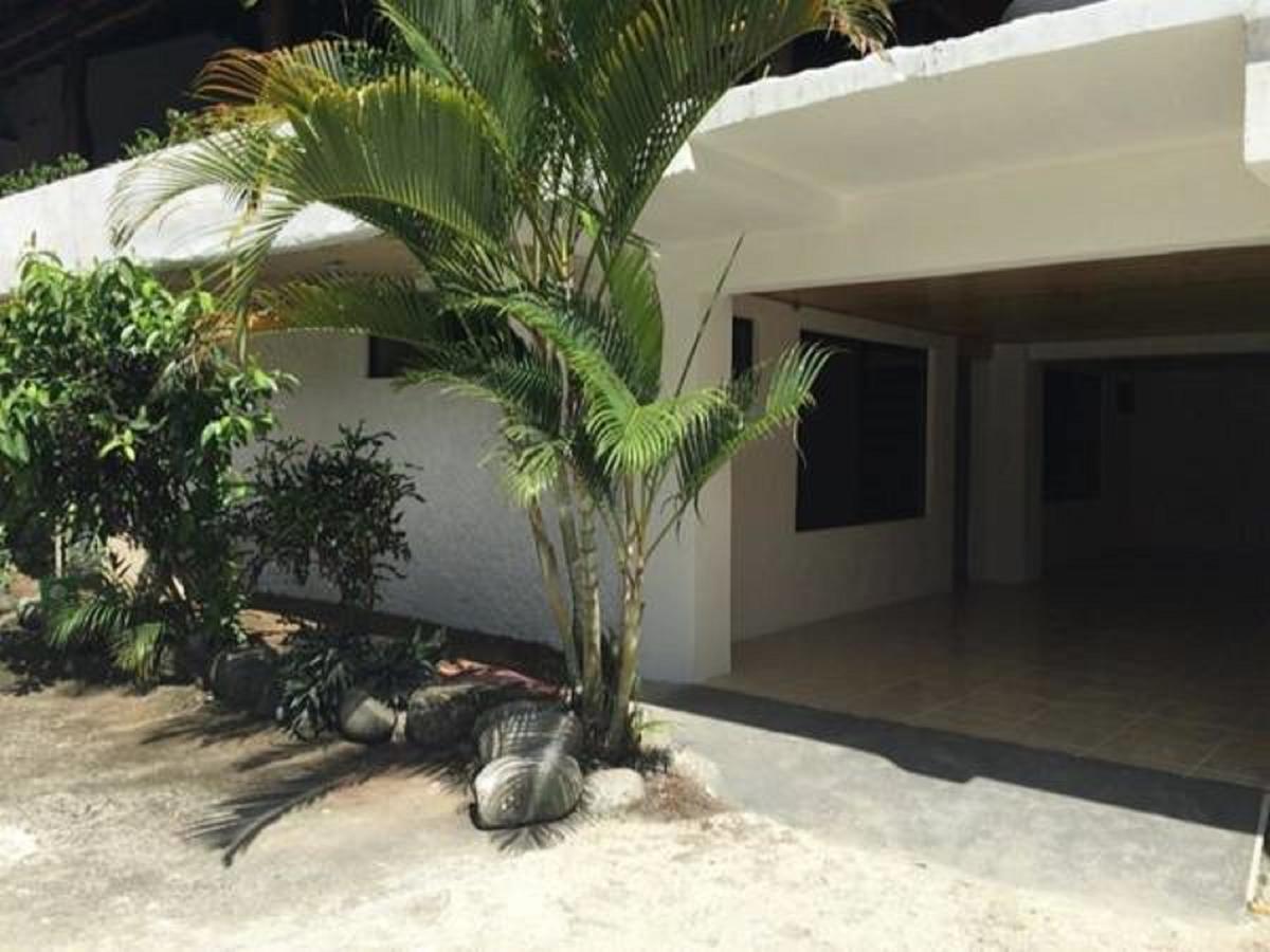 Manuel Antonio Hostel Resort Buitenkant foto